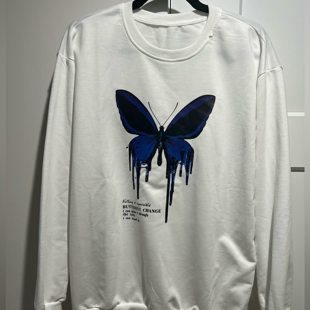 SHEIN Butterfly Logo SweatShirt